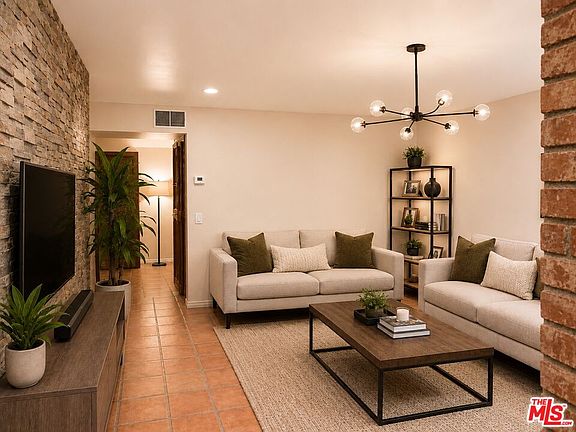 3rd image of 19451 Sherman Way Unit 506