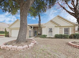 5403 Signal Peak Dr, Arlington, TX 76017