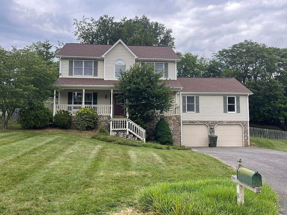 1st image of 2407 Olde Salem Dr
