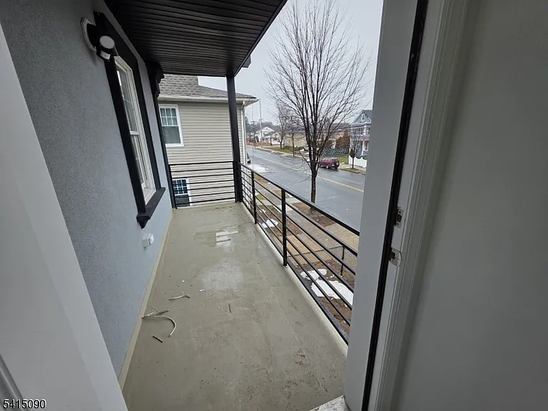 260 Trenton Ave — Photo 13