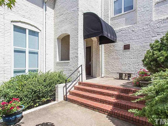 3rd image of 614 Capital Blvd APT 212