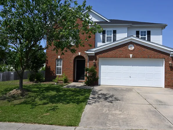 3220 Mackinac Island Ln, Raleigh, NC 27610