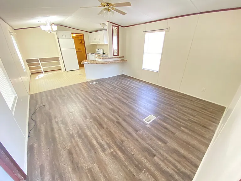 7447 Carthage Hwy — Photo 6