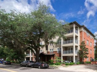 1142 SW 9th Rd APT 204, Gainesville, FL 32601