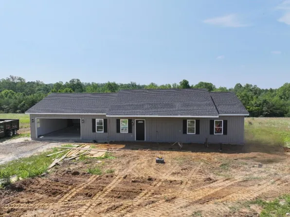 2308 Smith Mountain Lake Pkwy, Huddleston, VA 24104