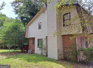 1216 Cedar Creek Ct NW, Conyers, GA 30012