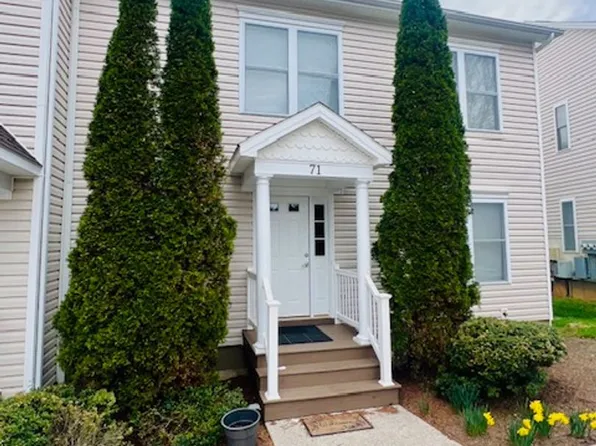 71 Trimmer Trl, Lexington, VA 24450