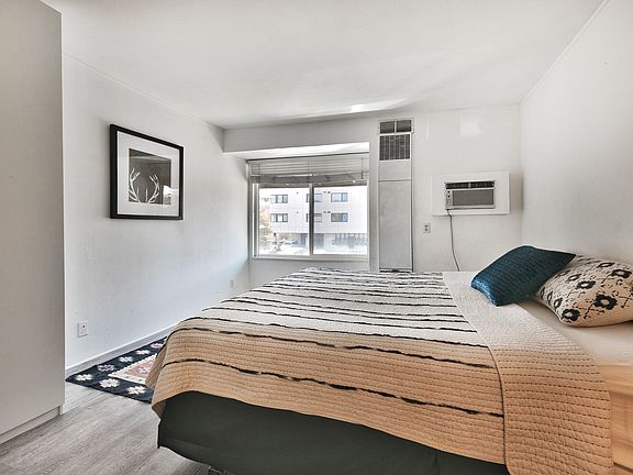 3rd image of 2015 Prospector Ave #130
