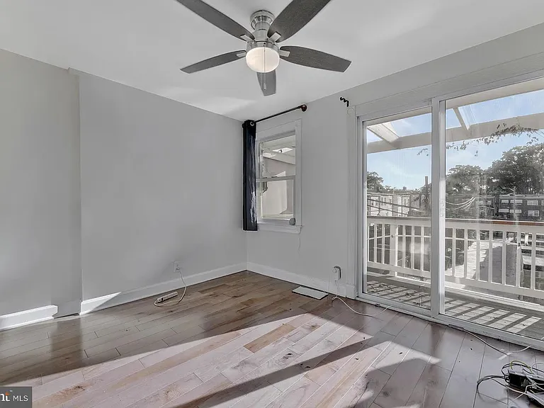 639 20th St NE — Photo 11
