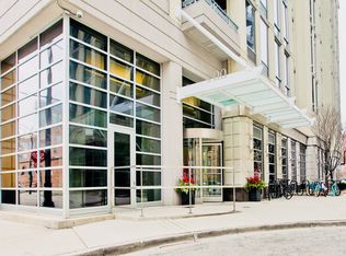 700 N Larrabee St APT 1706, Chicago, IL