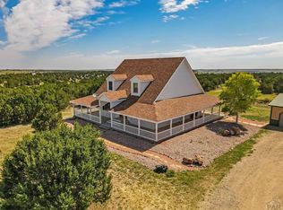 8220 Mule Deer Dr, Pueblo, CO 81004