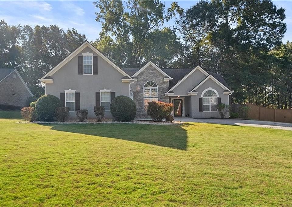 1st image of 3131 Candace Ln
