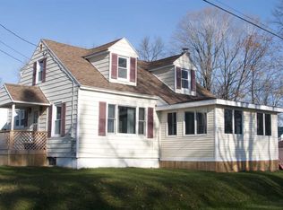 27 Kent St, Massena, NY 13662