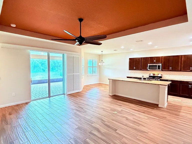 1102 S Victoria Hills Dr S — Photo 10