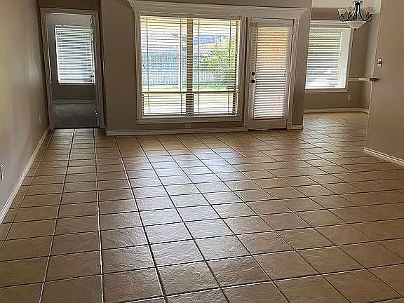 5th image of 3706 Ardenne Ct