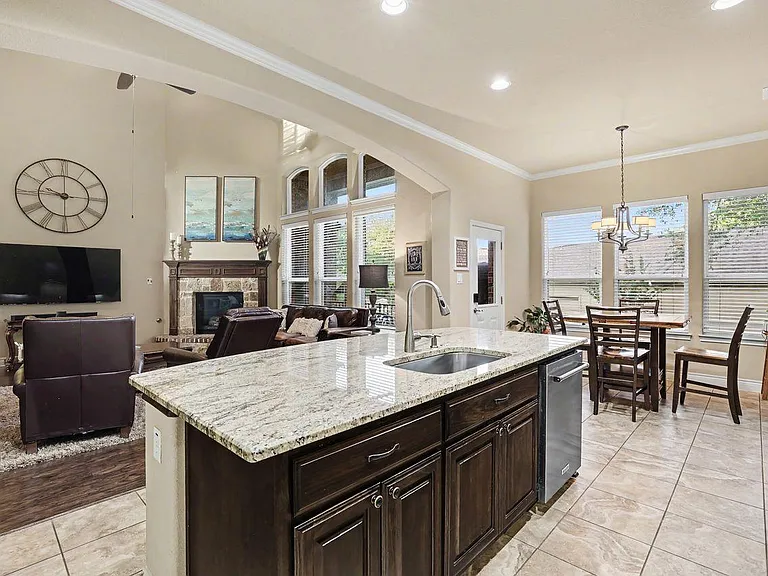 1919 Mulligan Dr — Photo 10