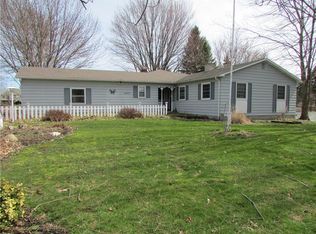 5371 Somerset Dr, Fairview, PA 16415