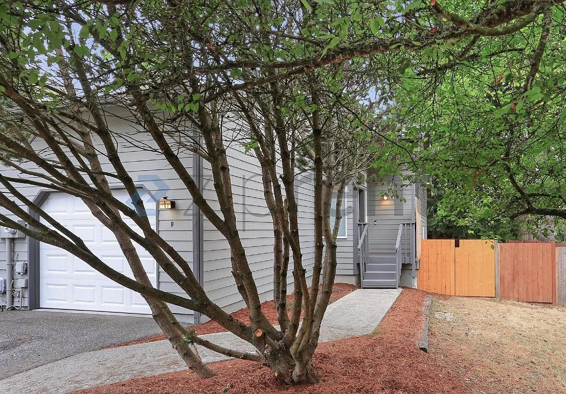2 bed, 2.5 bath, 1308 sqft, $2,800 — Photo 1