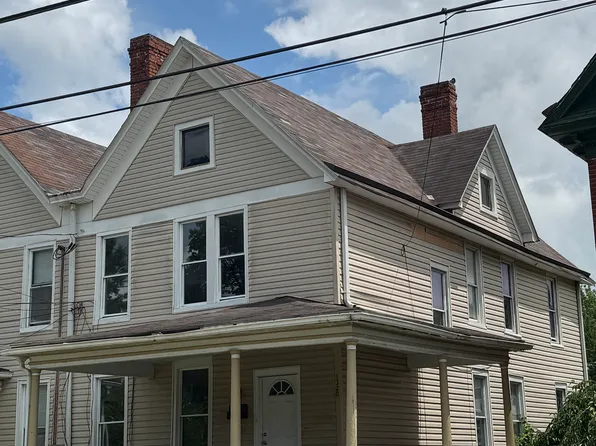 1320 Avery St, Parkersburg, WV 26101