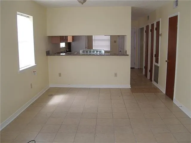 44 Brandon Hall Dr #D — Photo 2