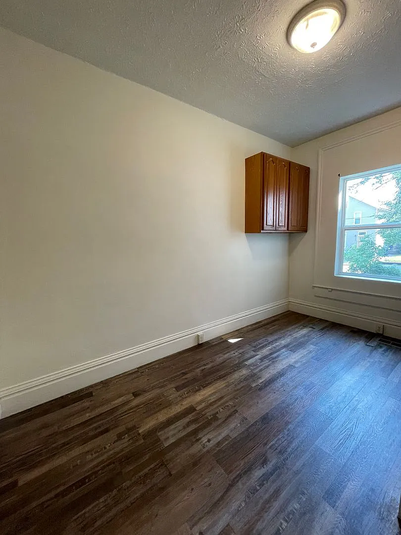 206 S. 6th St-Tetzloff — Photo 4