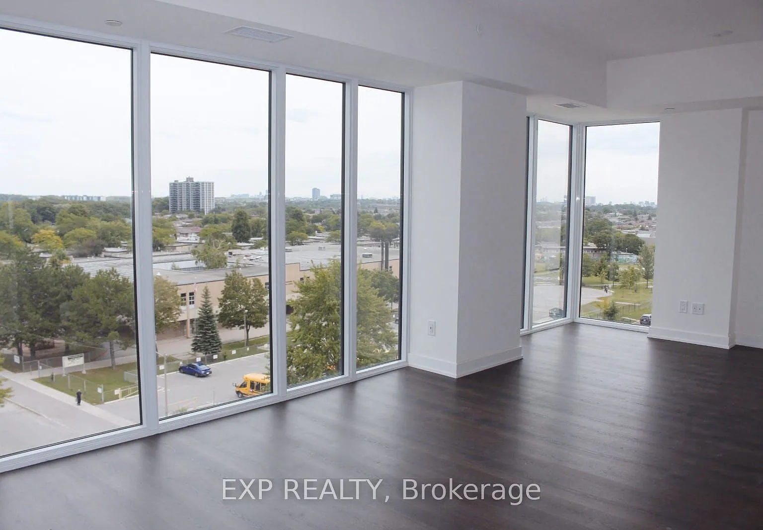 2 bed, $2,500 — Photo 1