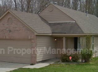 4881 Royal Run Dr, Memphis, TN 38128