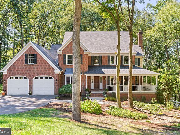 2nd image of 1155 Greenwood Dr