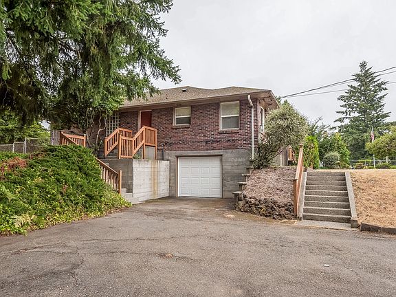 4th image of 3513 Sunset Dr W