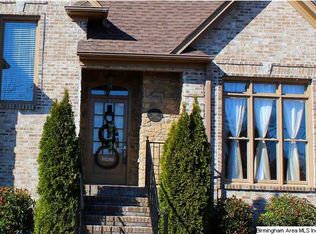 6242 Mountain Ct, Trussville, AL 35173