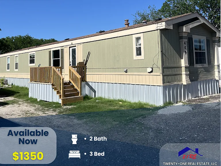 409 E Main St — Photo 1