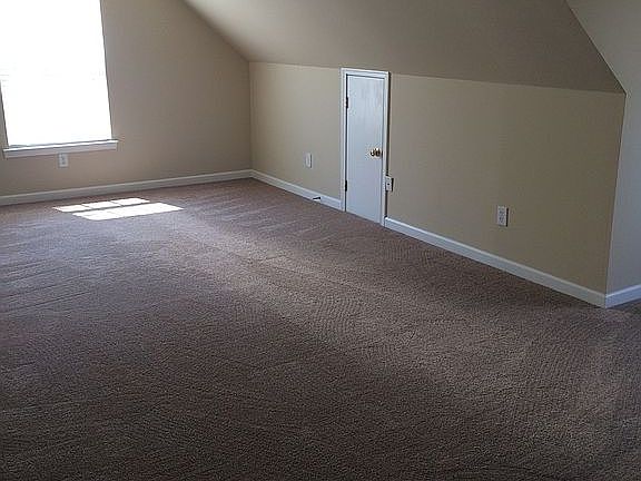 Bonus room or 5th Bedroom 
