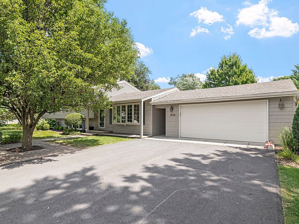Front of Home with 2 Car Garage