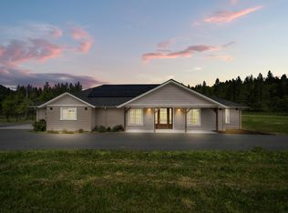 5802 Jerome Prairie Rd, Grants Pass, OR 97527