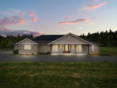 5802 Jerome Prairie Rd, Grants Pass, OR, 97527