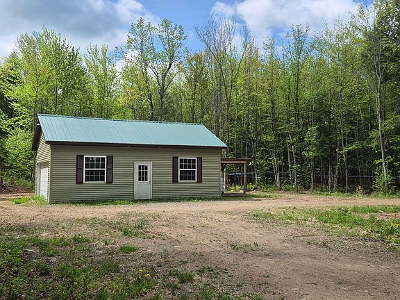3rd image of 813 Bush Rd