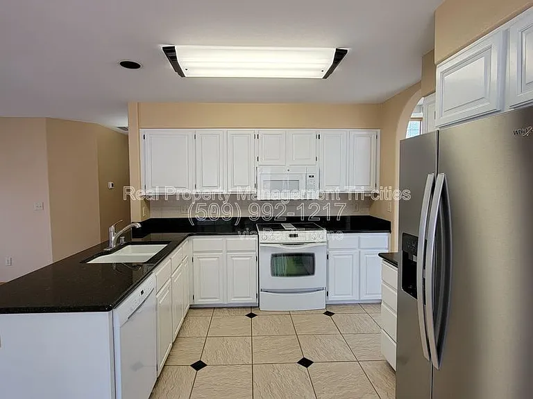 2918 S Ledbetter Pl — Photo 8