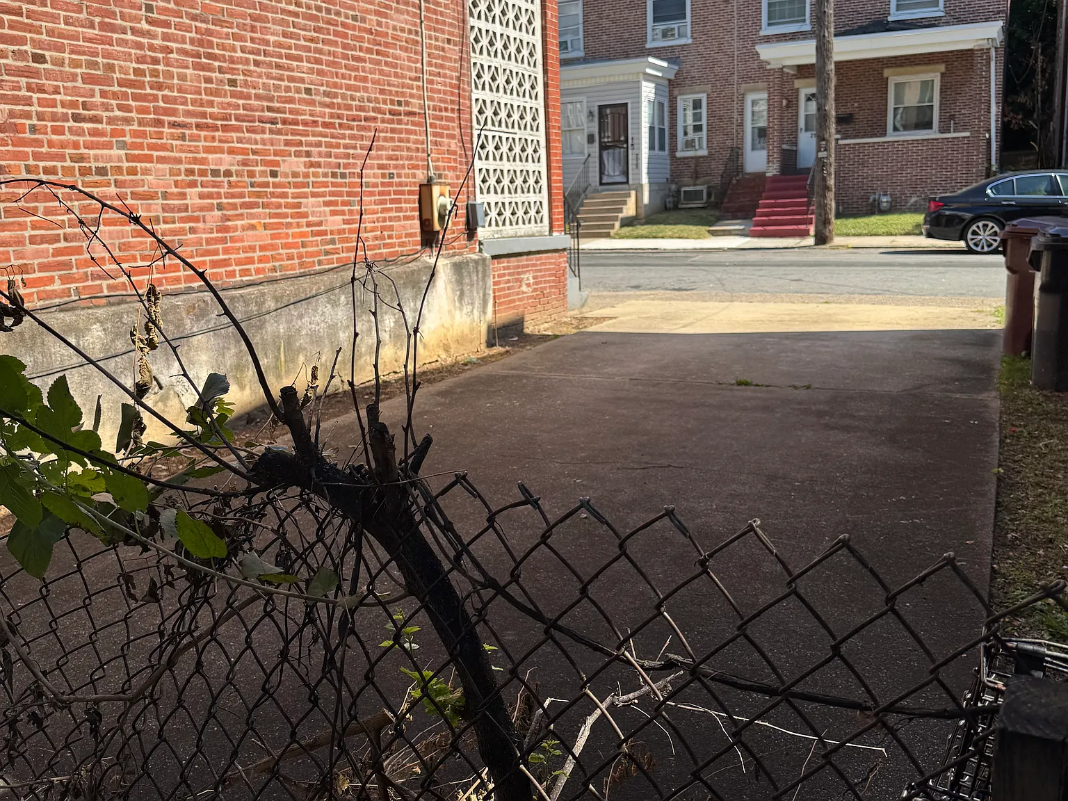 3 bed, 1452 sqft, $2,050 — Photo 3