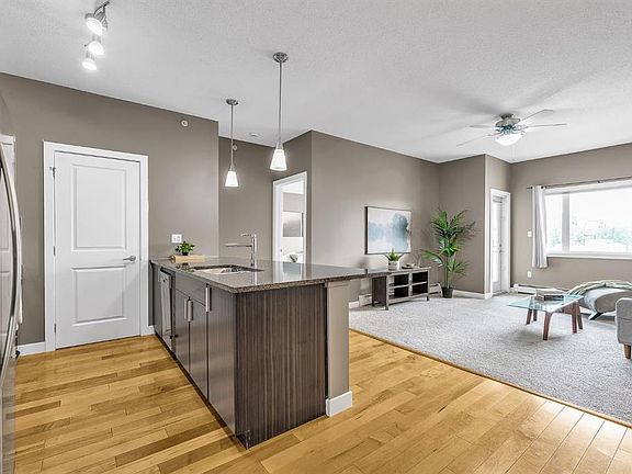 4th image of 11 NW Millrise Dr SW #407