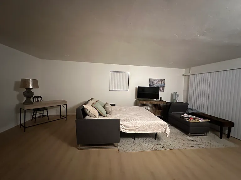 1300 Oak Ave #3 — Photo 3