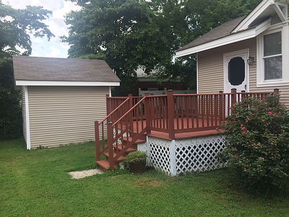 3rd image of 1667 E Bayview Blvd