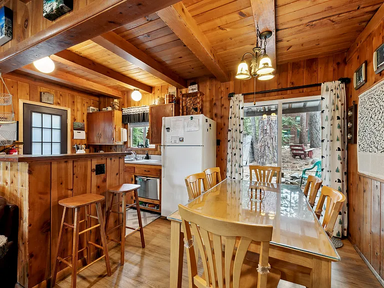 6315 Flicker Ave — Photo 6