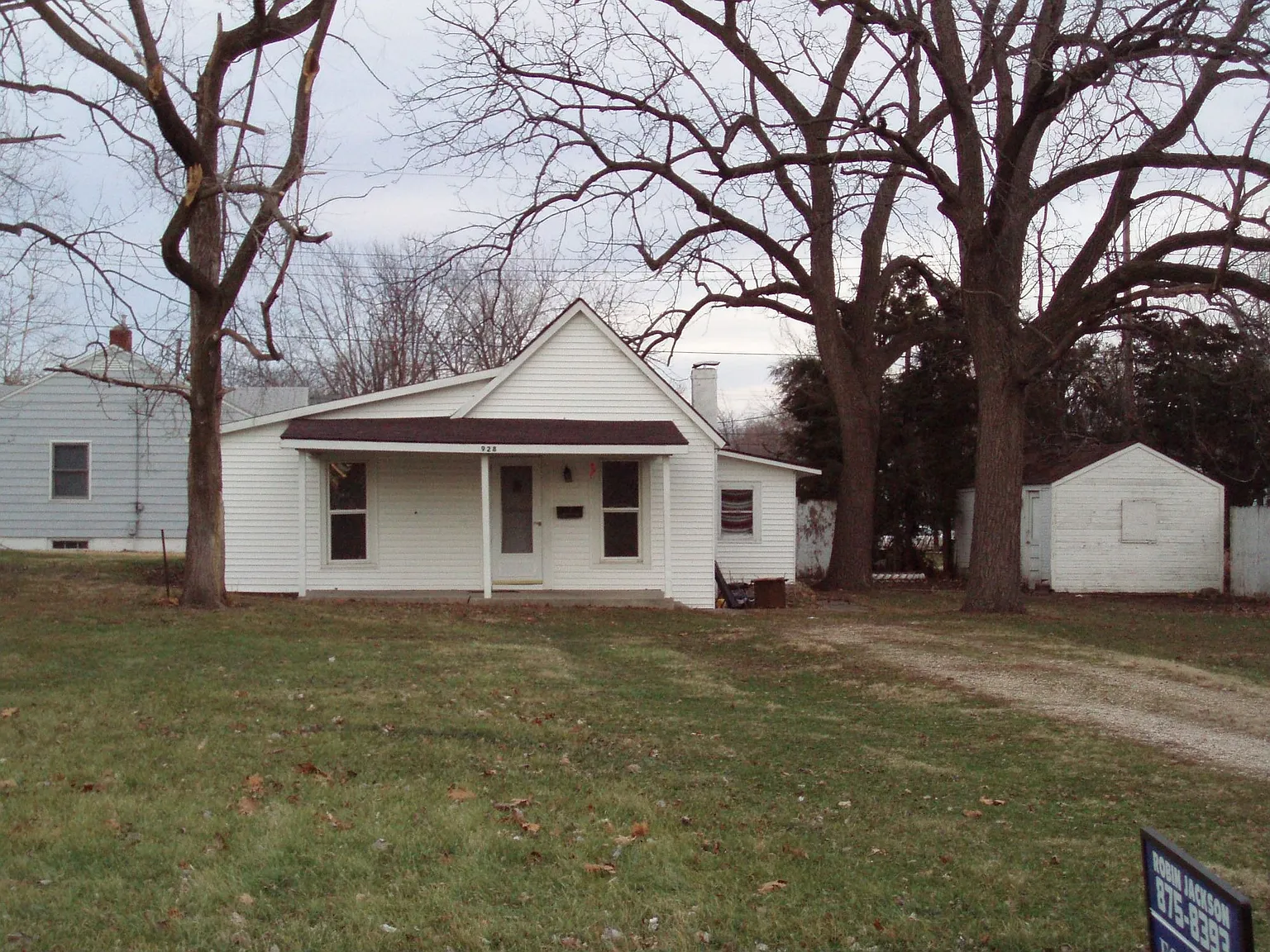 928 N Fairlawn Ave photo 1