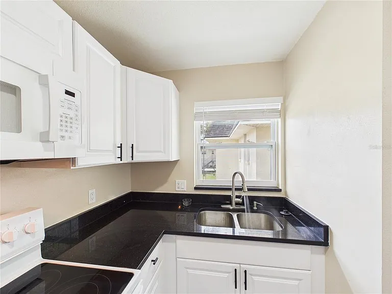 2800 E 113th Ave #219 — Photo 5