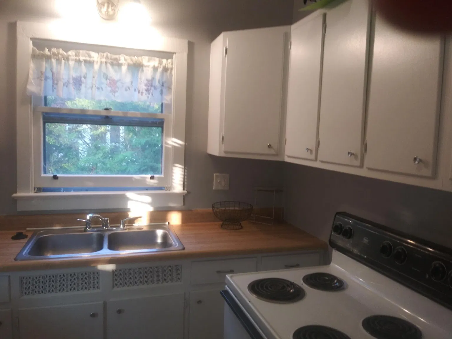 2 bed, 700 sqft, $1,100 — Photo 1