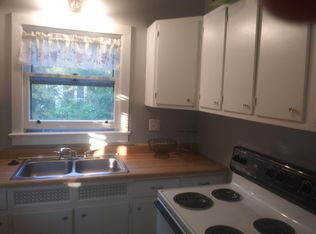 302 E Washington St APT 1, Charles Town, WV 25414