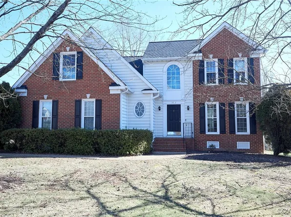 5509 Burberry Ln, Glen Allen, VA 23059