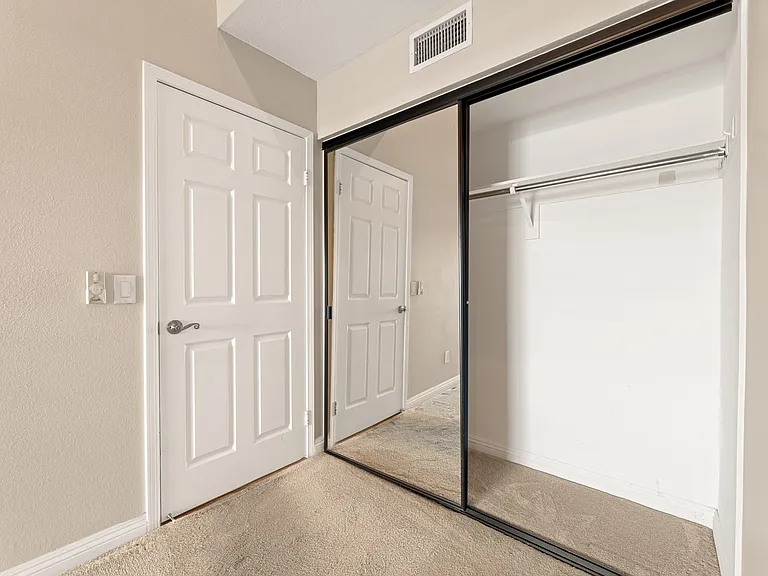 8600 Tuscany Ave #424 — Photo 14