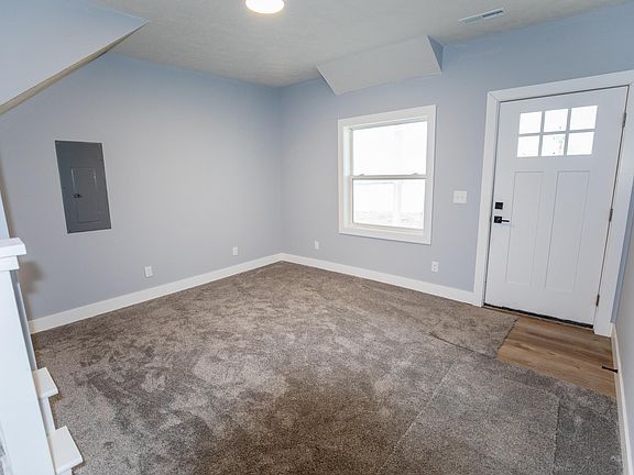 4th image of 315 S Short St