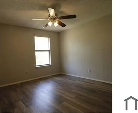513 S Beverly St #3 — Photo 6